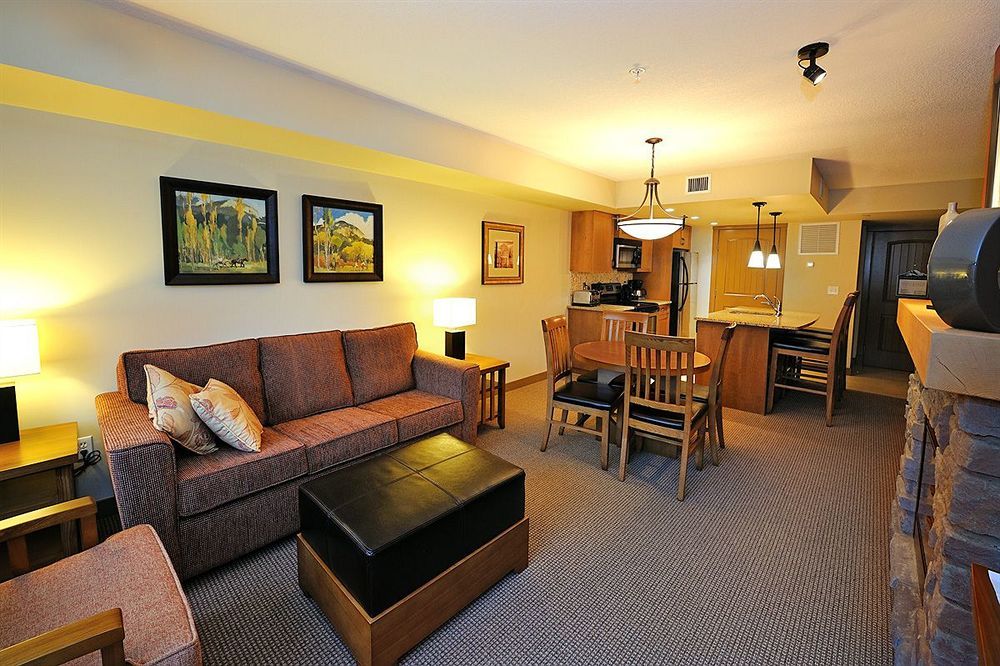 Copperstone Resort By Clique Canmore Eksteriør bilde